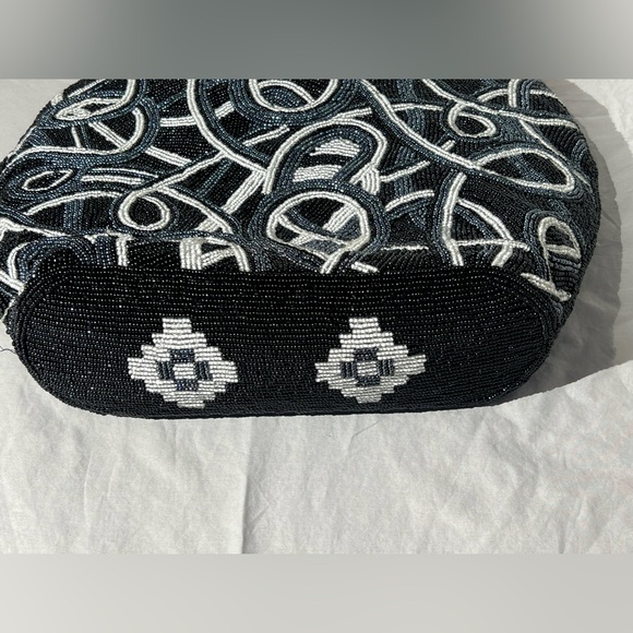 Vintage Beaded Purse - Picture 2 of 4